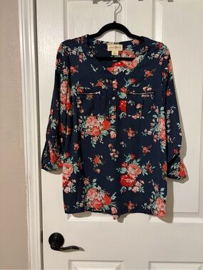 Women's Navy Floral V-Neck Blouse with Chest Pockets